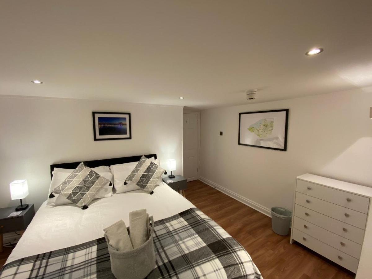 Westons Hideaway, 2 Bed, Free Parking, 6 Mins Walk To Beach, Екстер'єр фото